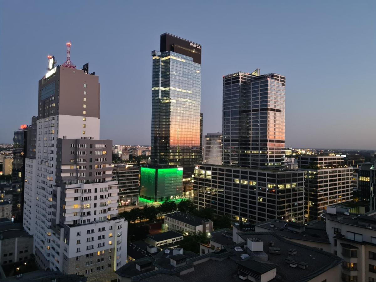 Platinum Towers Apartment With Parking By Renters Prestige Варшава Екстер'єр фото